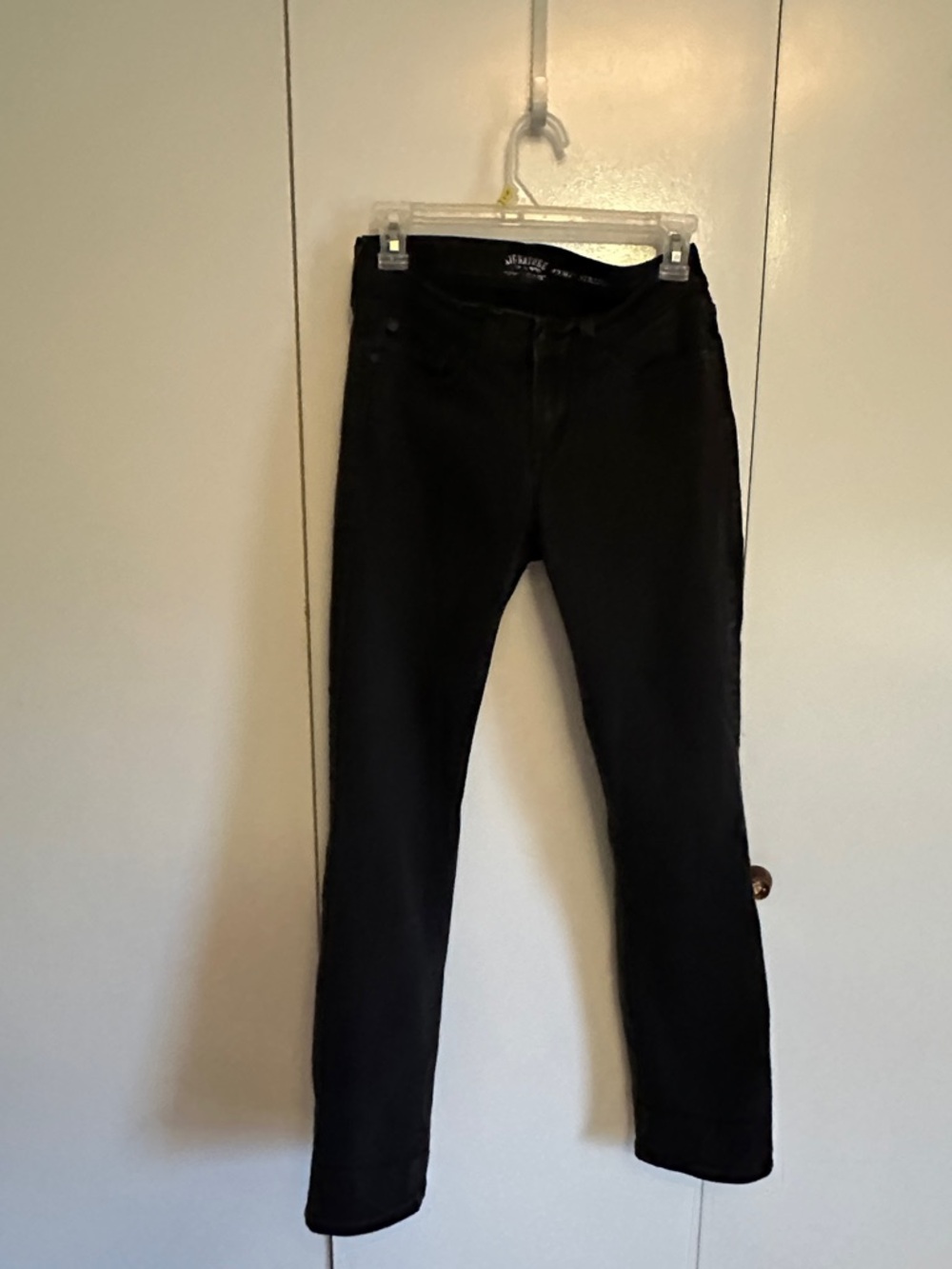 Signature by Levi Strauss Black Women’s Curvy Straight Jeans